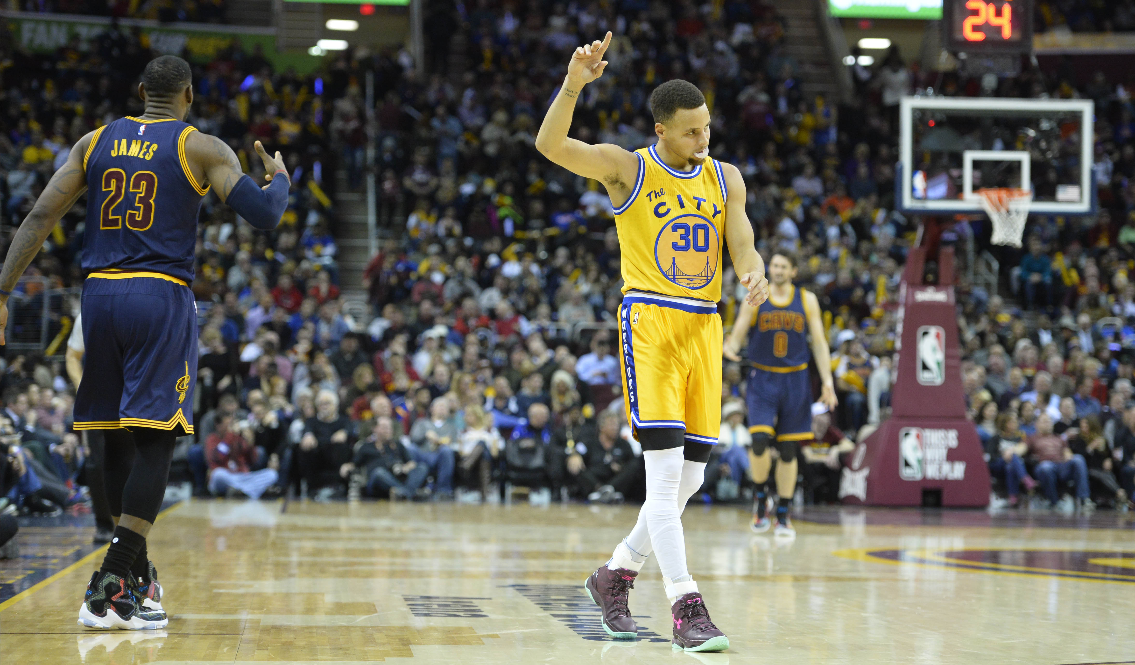 Stephen Curry of Golden State Warriors top player, Cleveland Cavaliers top  team in NBA apparel sales - ESPN