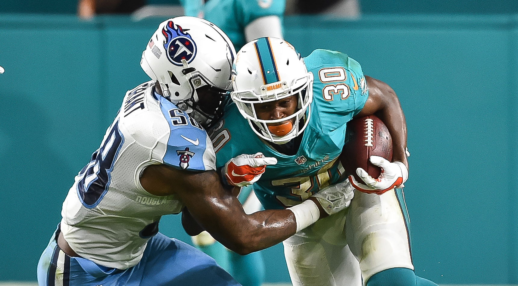 Dolphins and Titans Battle it Out; Both 13 ESPN 98.1 FM 850 AM WRUF