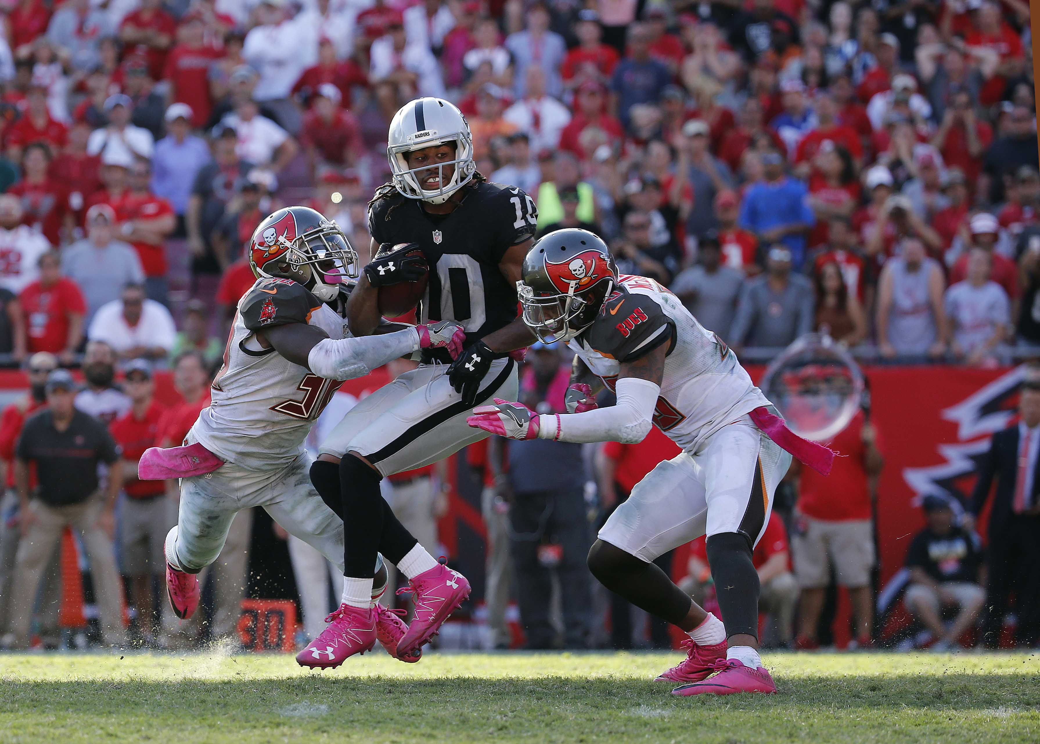 Bucs Unable to Hold Off Carr and The Raiders - ESPN 98.1 FM - 850