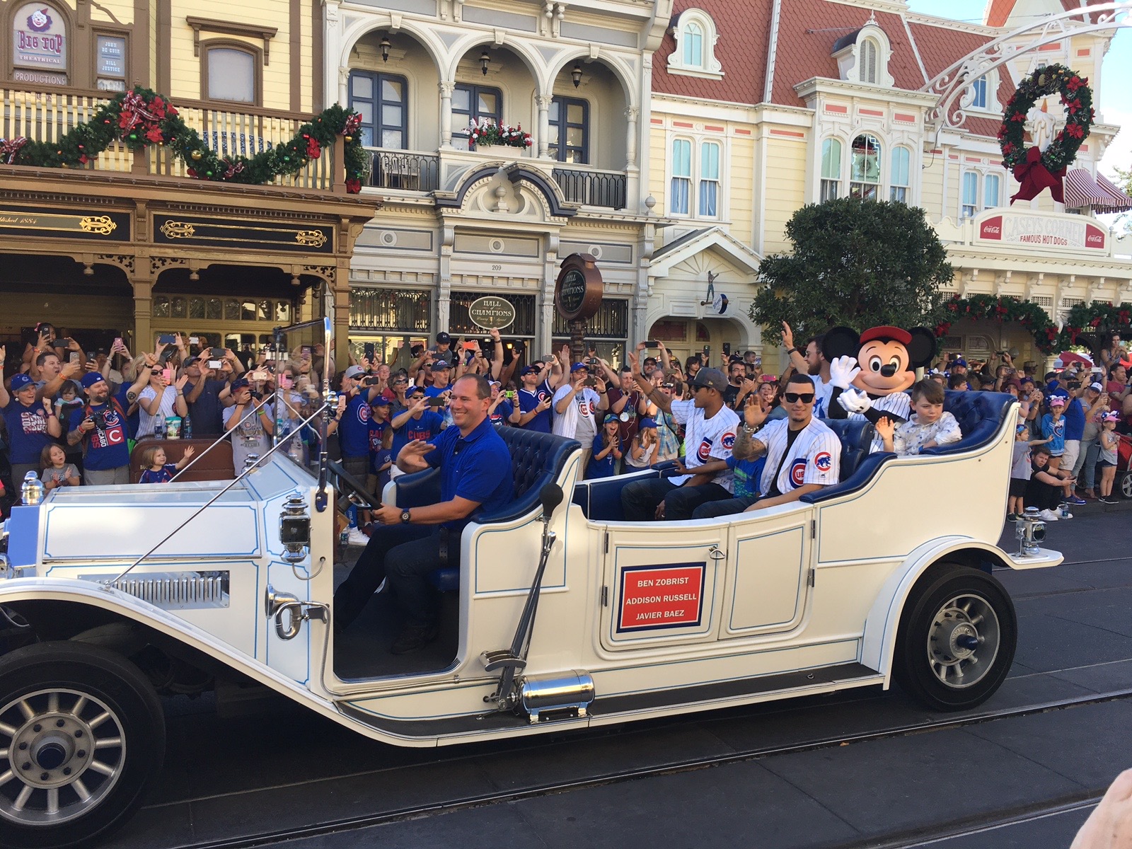 2016 Chicago Cubs Players Visit Walt Disney World