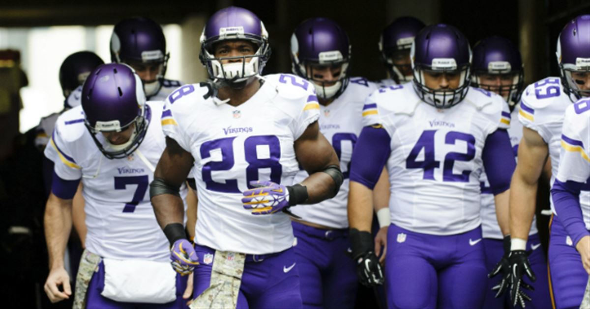 Minnesota Vikings on X: .@AdrianPeterson looking sharp in the new