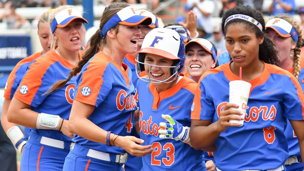 Softball Preview Gators Face Off With Razorbacks Espn 981 Fm 850 Am Wruf 7611