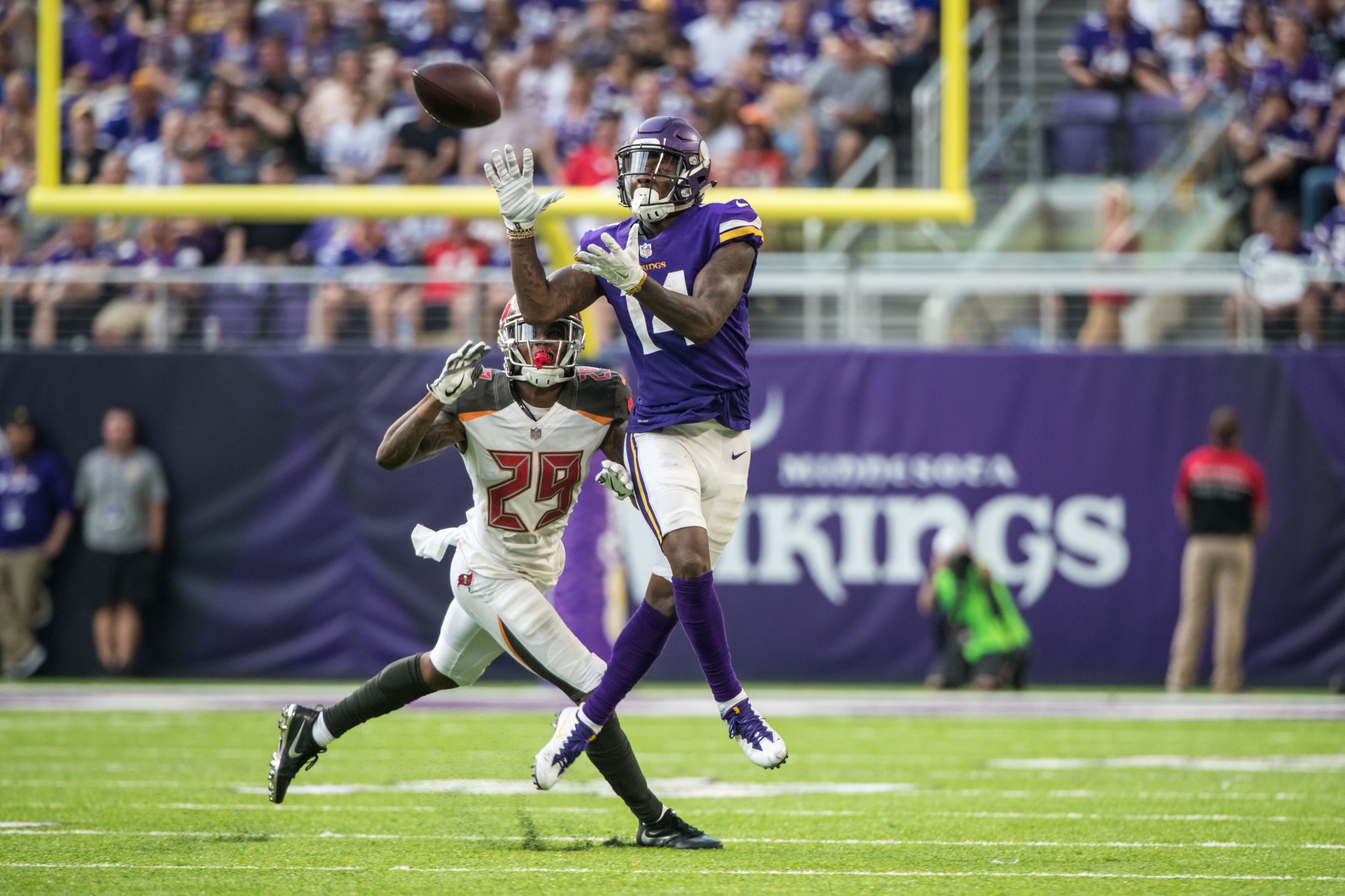 Tampa Bay Buccaneers Upset Vikings in Minnesota - ESPN 98.1 FM - 850 AM WRUF