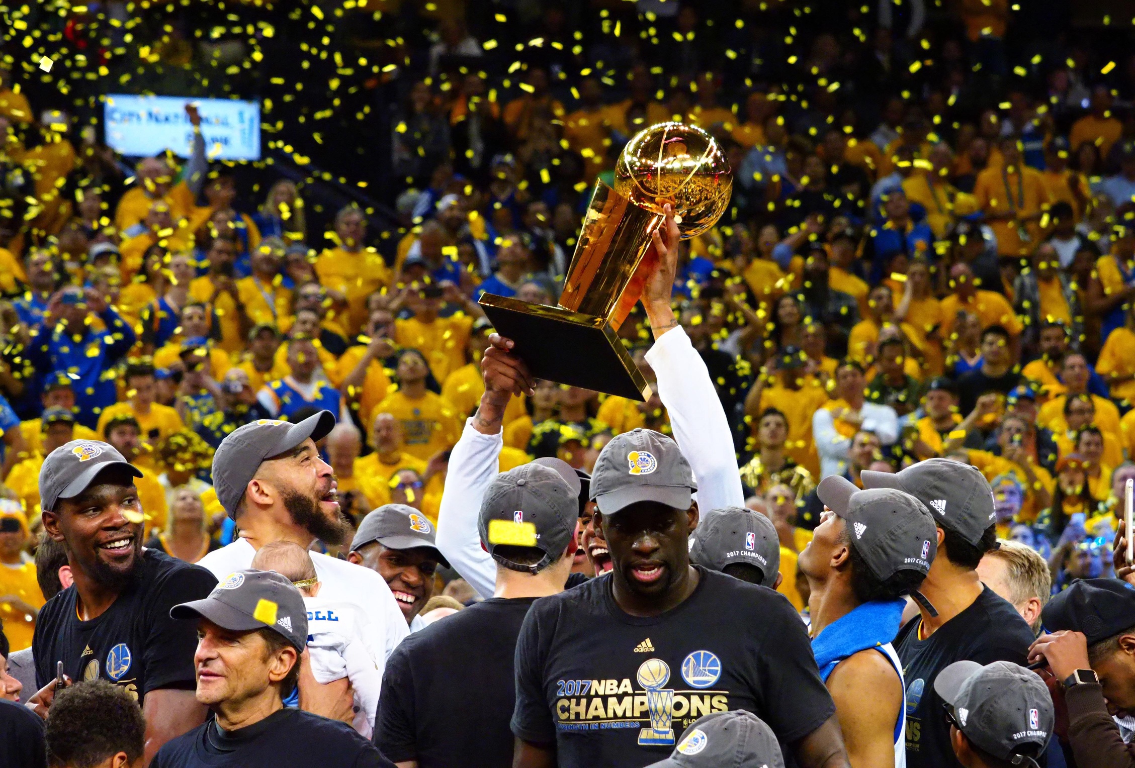 Defending NBA Champions Golden State Tip-Off Regular Season - ESPN 98.1 ...