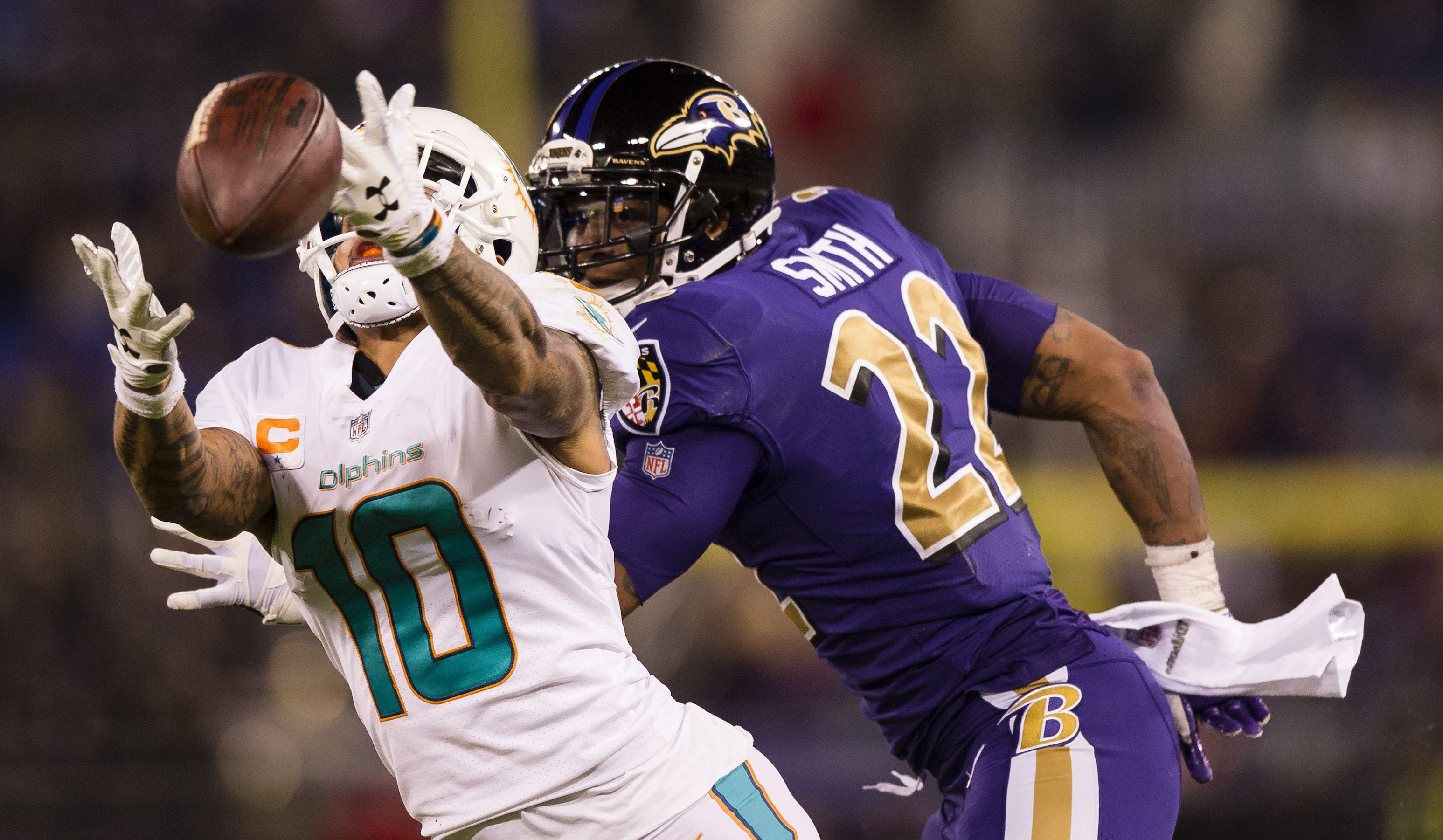 Dolphins Shock Ravens in Primetime - ESPN 98.1 FM - 850 AM WRUF