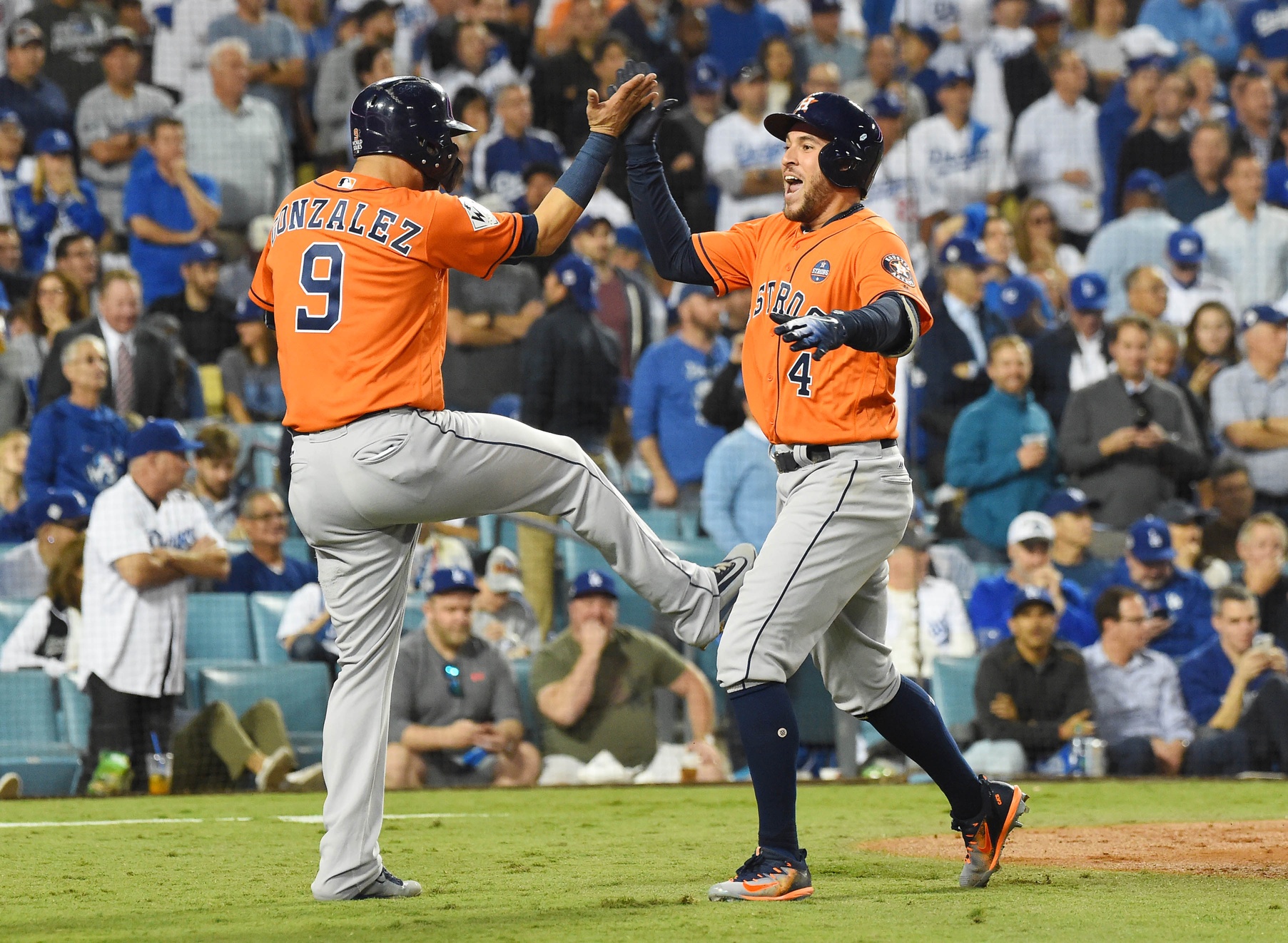 Marwin Gonzalez apologizes for Astros sign-stealing scandal