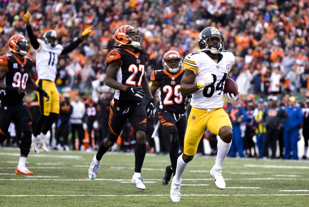 Steelers Take On the Browns in Monday Night Football - ESPN 98.1 FM - 850  AM WRUF