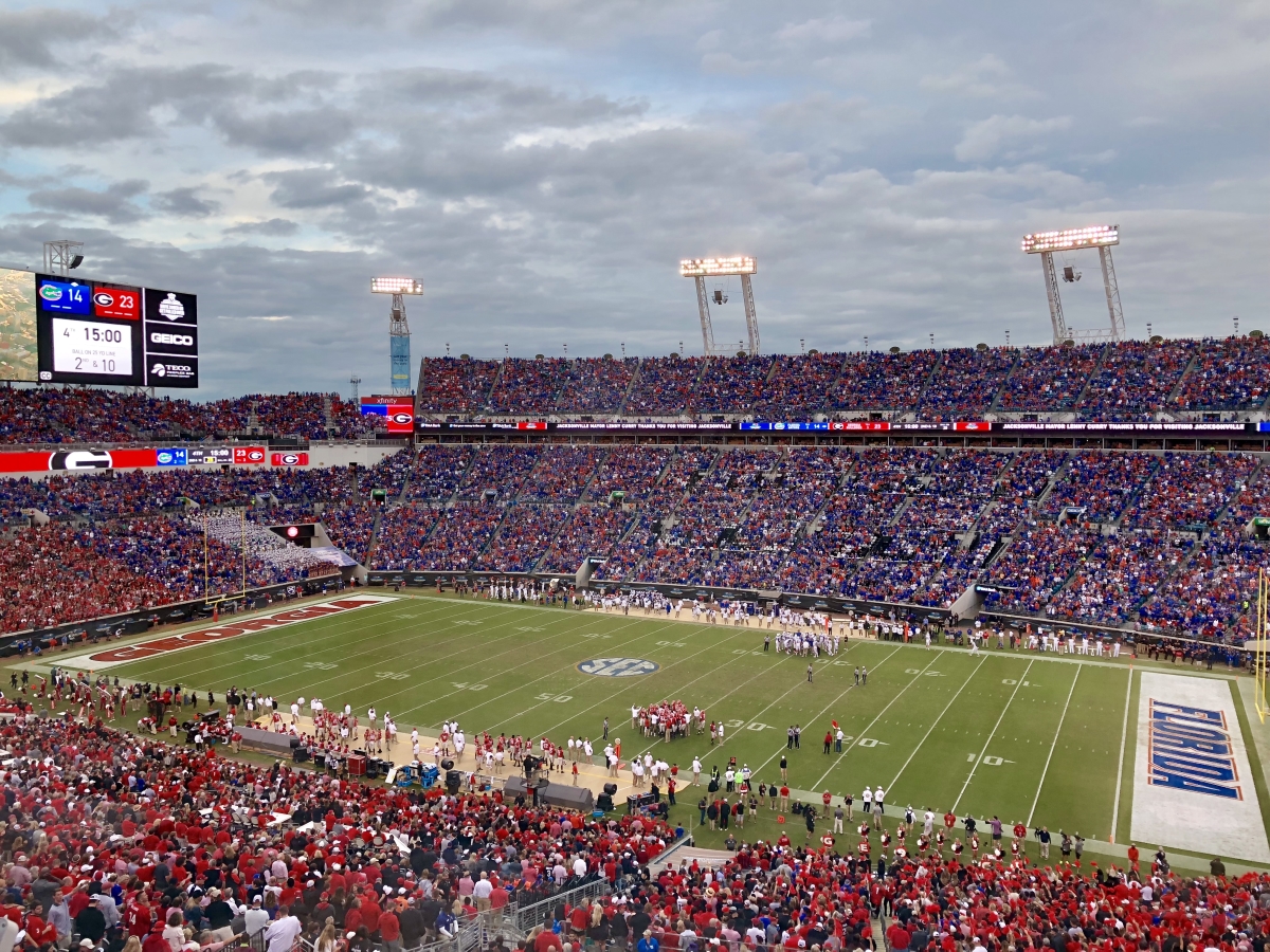 Gator and Bulldog Fans Tailgate at TIAA Bank Field