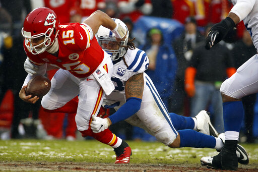 Chiefs roll past Colts to reach AFC title game