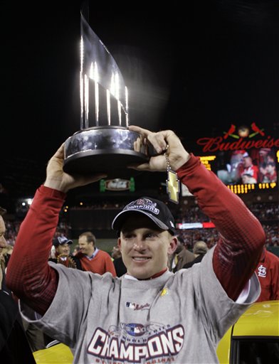 December 23, 2004: David Eckstein signs with the Cardinals