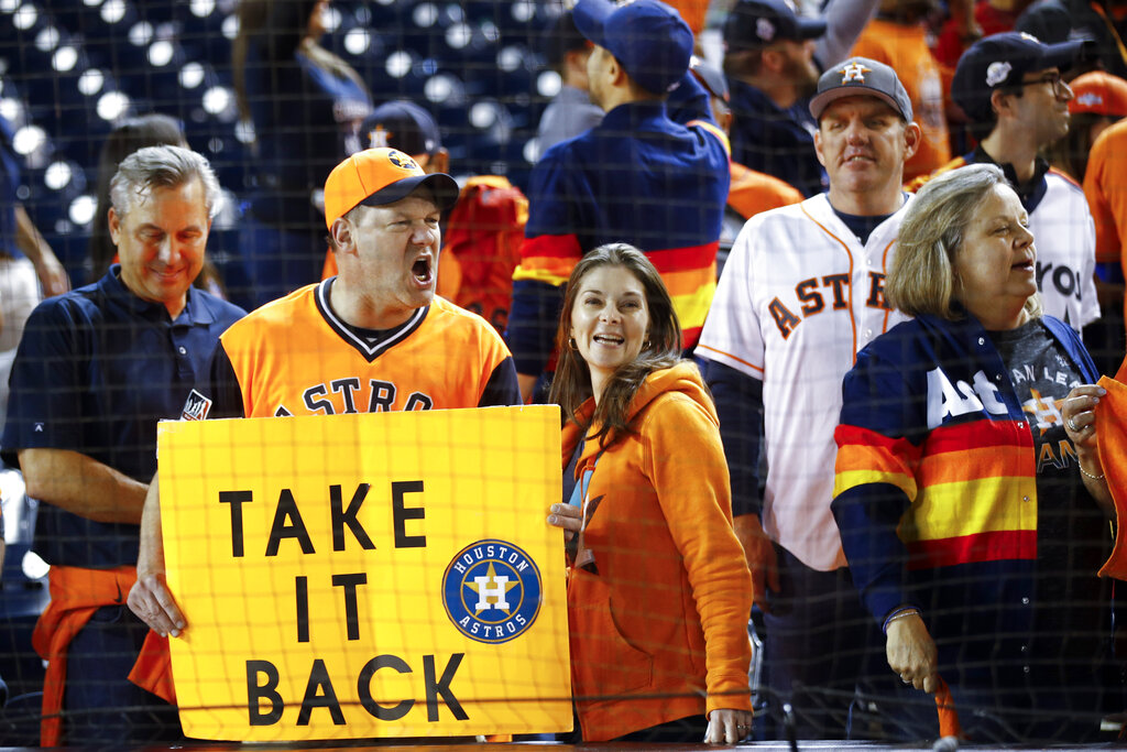 Astros Defeat Yankees, Take 2-0 Series Lead in ALCS - ESPN 98.1 FM - 850 AM  WRUF