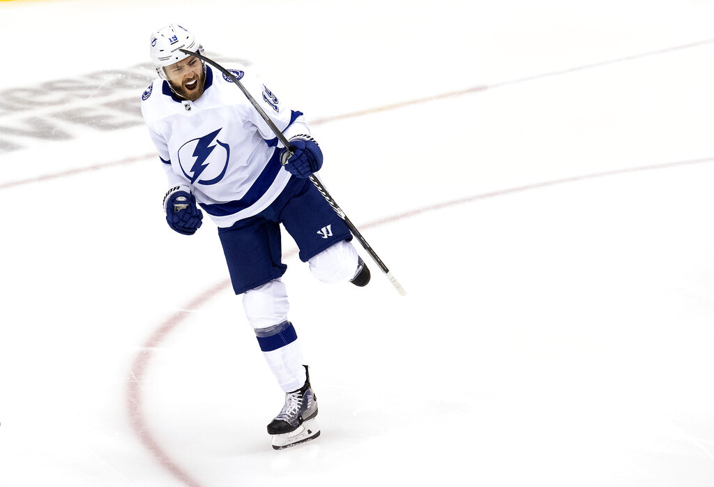 Lightning Down Blue Jackets 3-1 - ESPN 98.1 FM - 850 AM WRUF