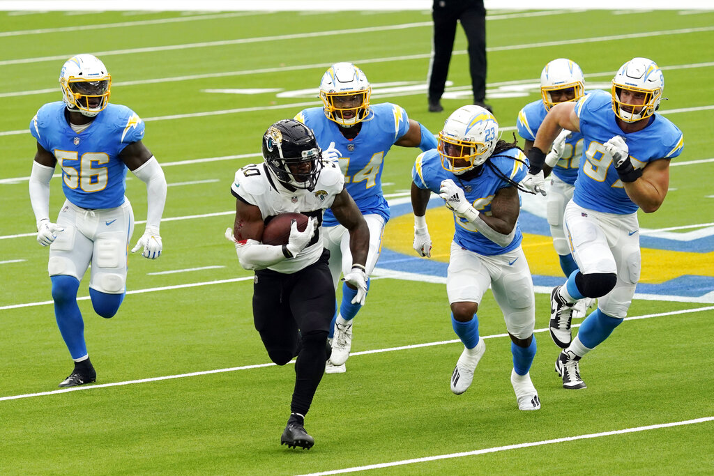 Jaguars fall to Chargers for sixth straight loss