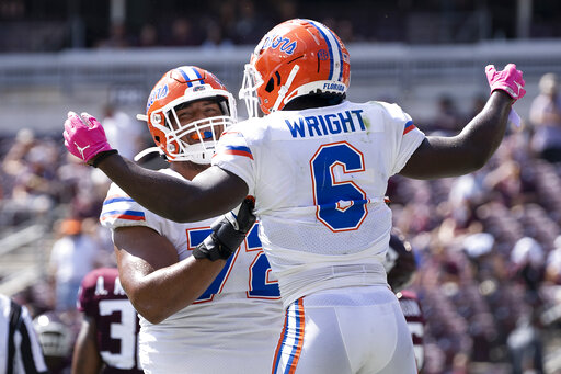 Trask's play gives Gators hope