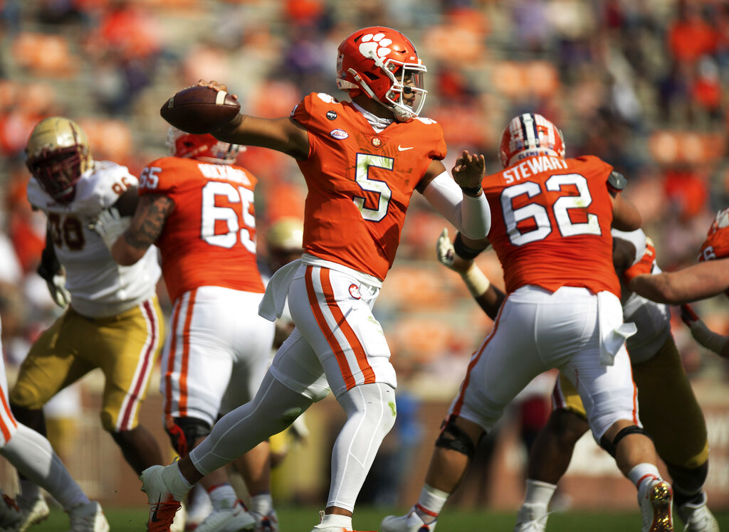 Swinney: Lawrence out for next week's contest vs. Notre Dame