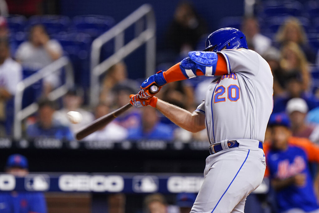 pete alonso home run derby eyes closed