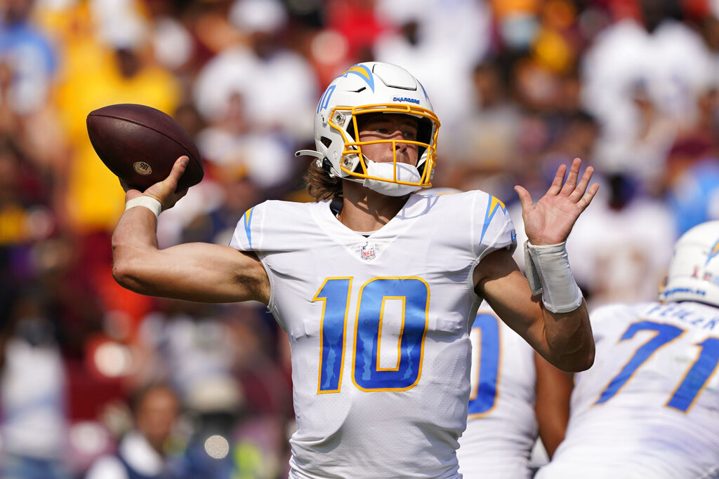 Arizona Cardinals vs Los Angeles Chargers: Game time, TV, Radio, streaming,  odds and more - Revenge of the Birds