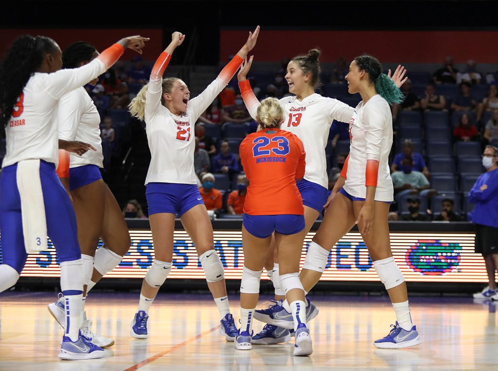 Gator Volleyball Schedule 2022 Gator Volleyball Hosts No. 10 Minnesota For Home Opener - Espn 98.1 Fm -  850 Am Wruf