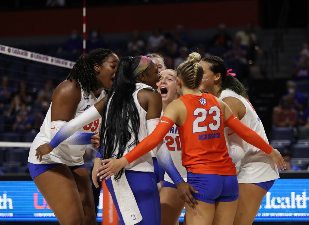 Florida Volleyball Defeats Mississippi State In Five Sets To Open Up