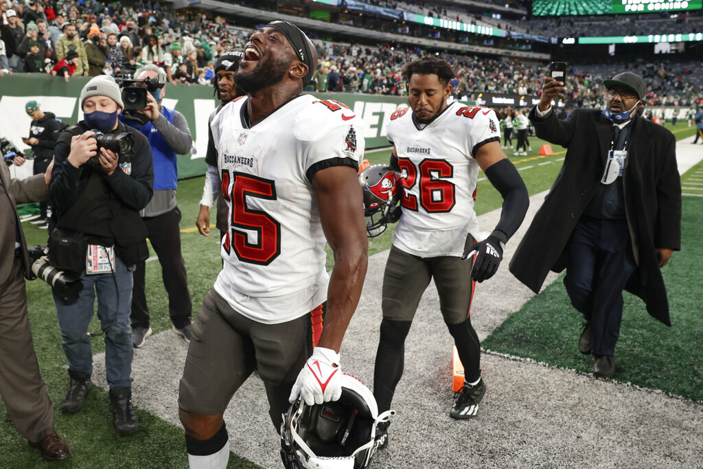 Antonio Brown celebrates Buccaneers' playoff loss