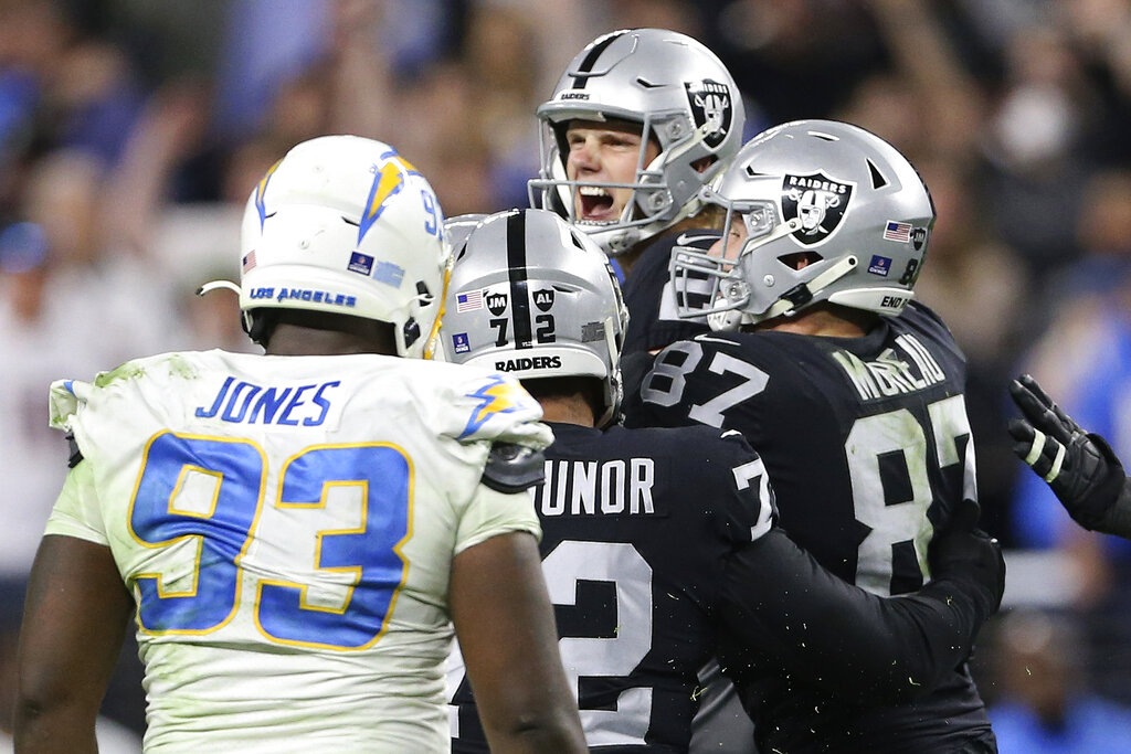 Raiders, Steelers clinch AFC wild-card playoff berths