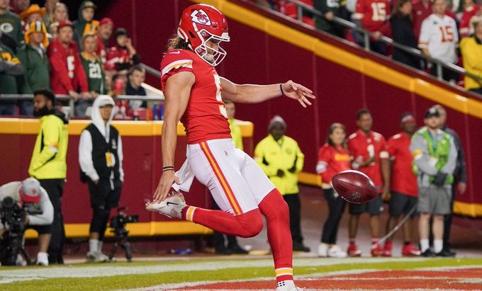 Kansas City Chiefs punter Tommy Townsend (5) looks on from the