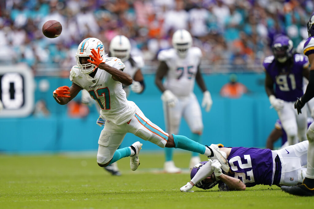 Miami Dolphins Outlast Tennessee Titans 27-20 in Longest Game in NFL  History - ESPN 98.1 FM - 850 AM WRUF