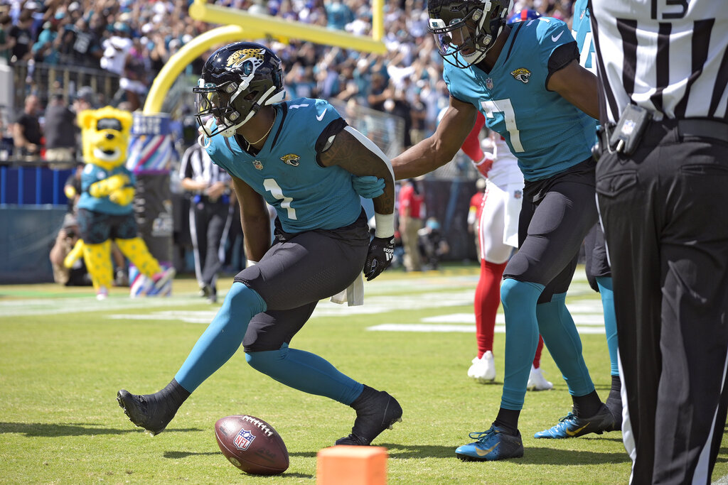 Jaguars Fall to Broncos in London - ESPN 98.1 FM - 850 AM WRUF