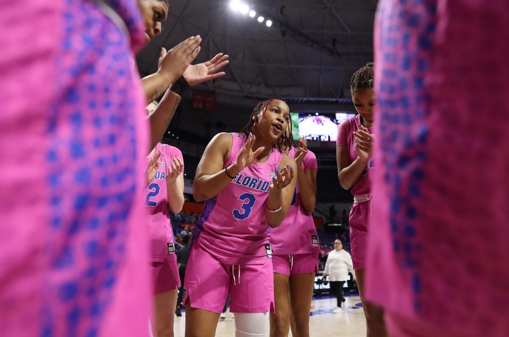 Gators Womens Basketball Team Suffers Third Consecutive Loss 2559