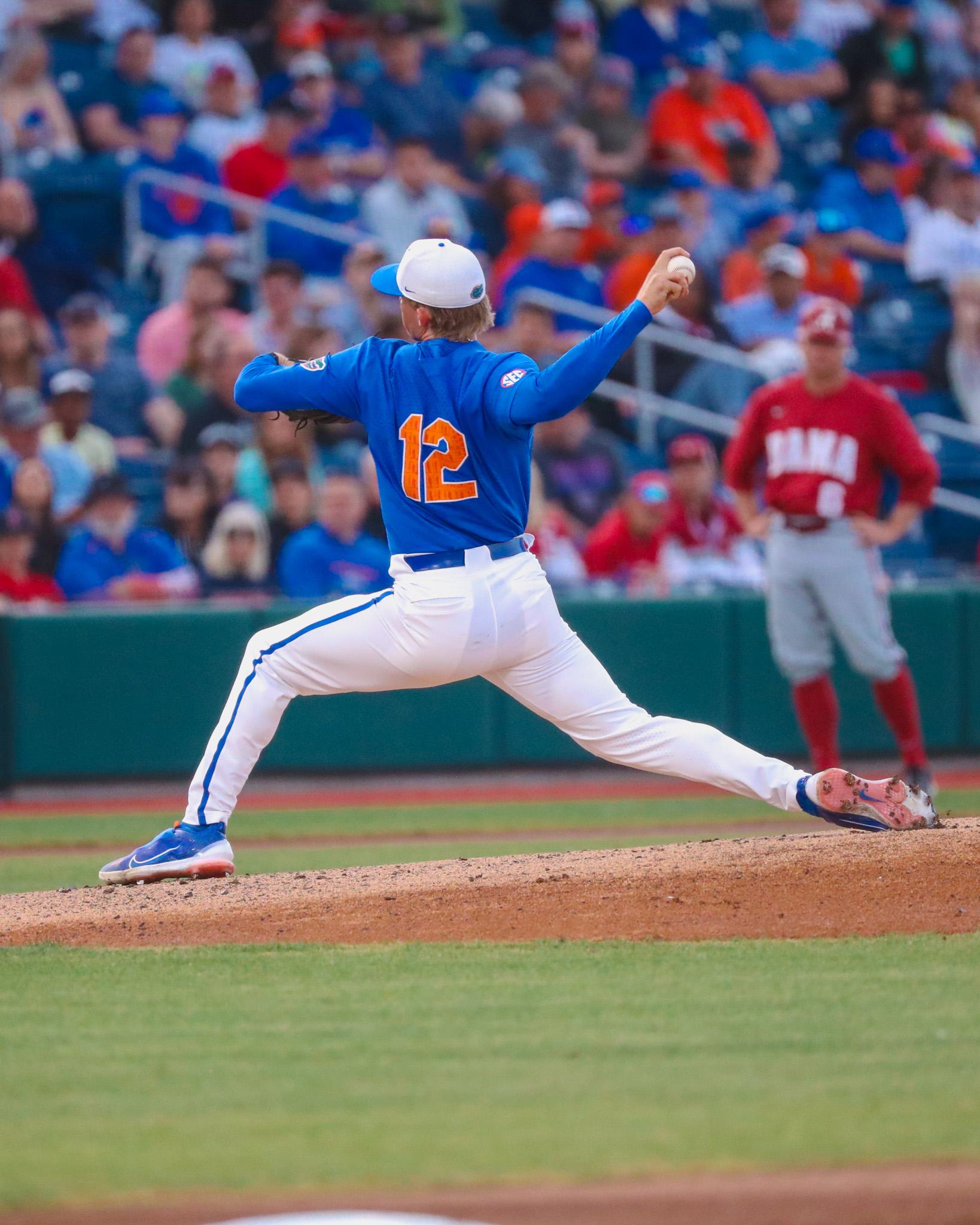 No. 1 Florida baseball opens season with a dud, dropping first series to  Miami since 2014