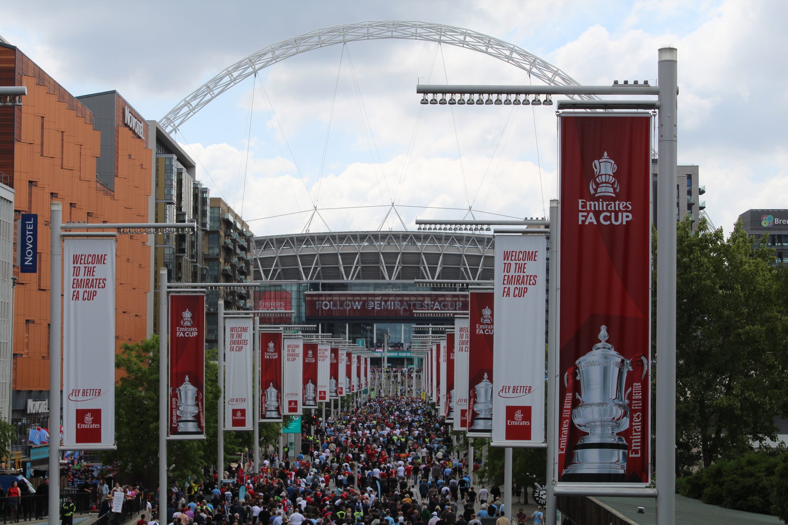 Wembley 3 - ESPN 98.1 FM - 850 AM WRUF