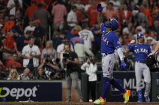 Florida Baseball Shuts Out FAMU - ESPN 98.1 FM - 850 AM WRUF