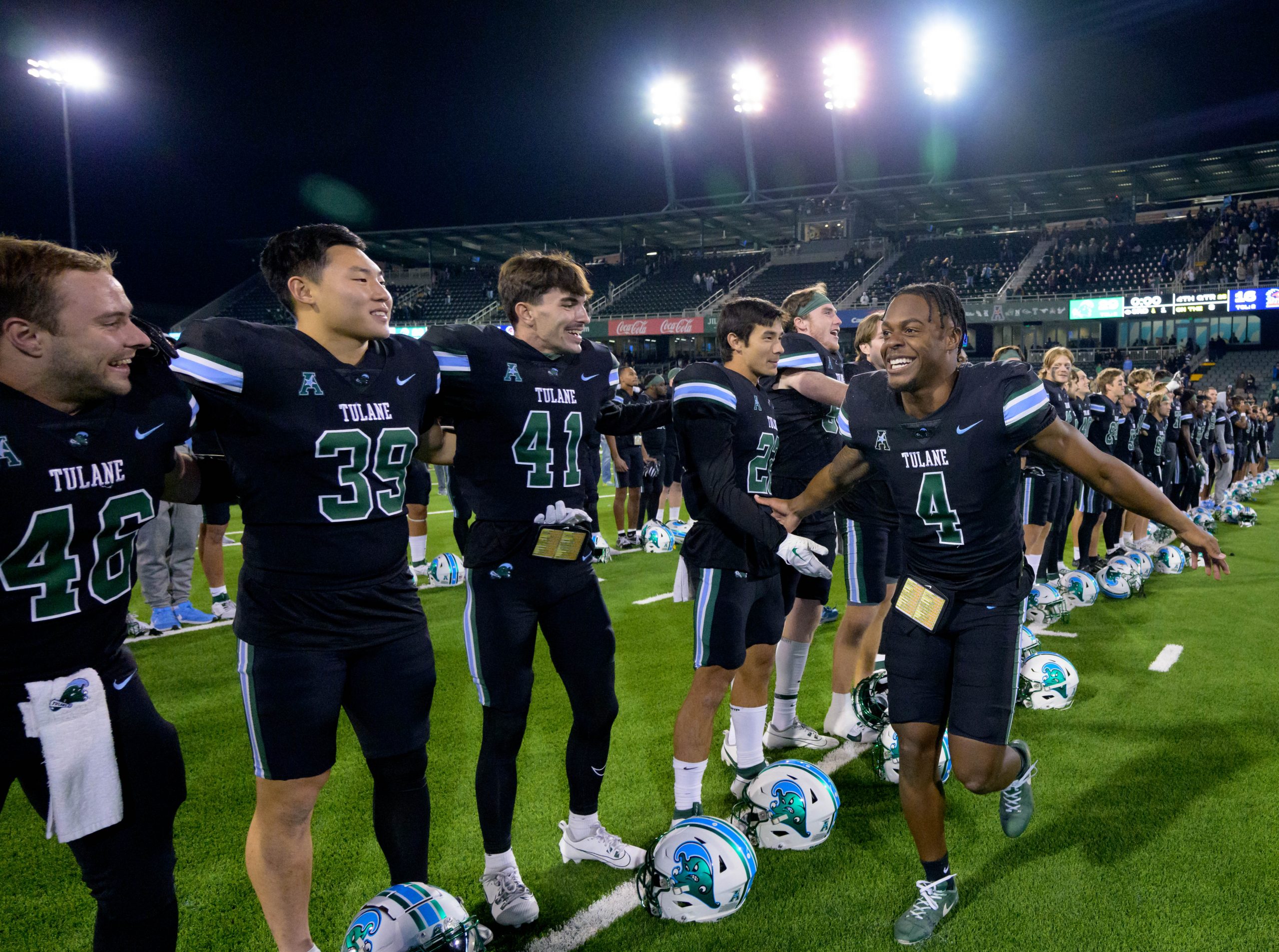 Tulane Hosts SMU in AAC Title Game ESPN 98.1 FM 850 AM WRUF