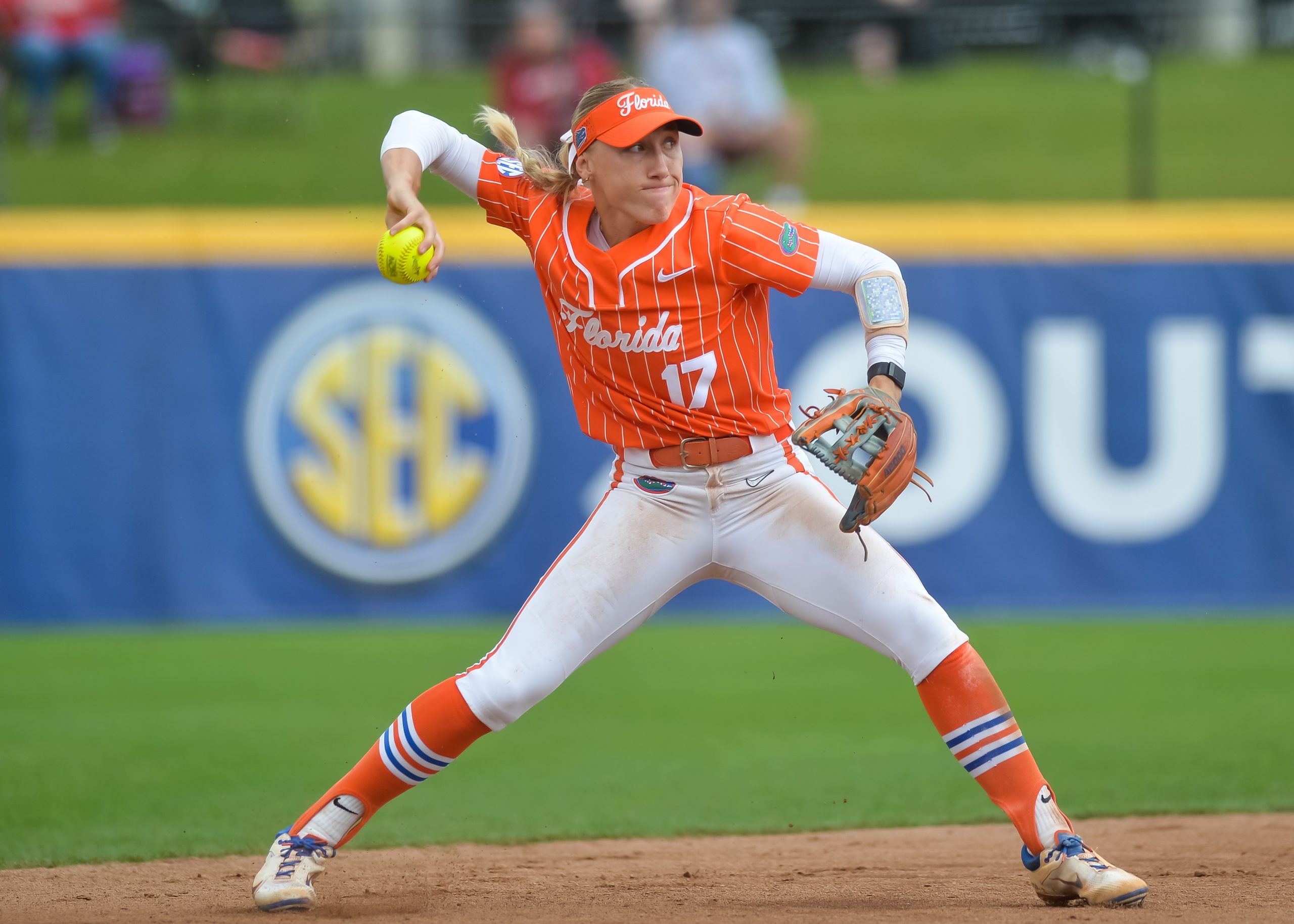 Walsh Bats In Four, Leads Gators Softball to Win - ESPN 98.1 FM - 850 AM  WRUF