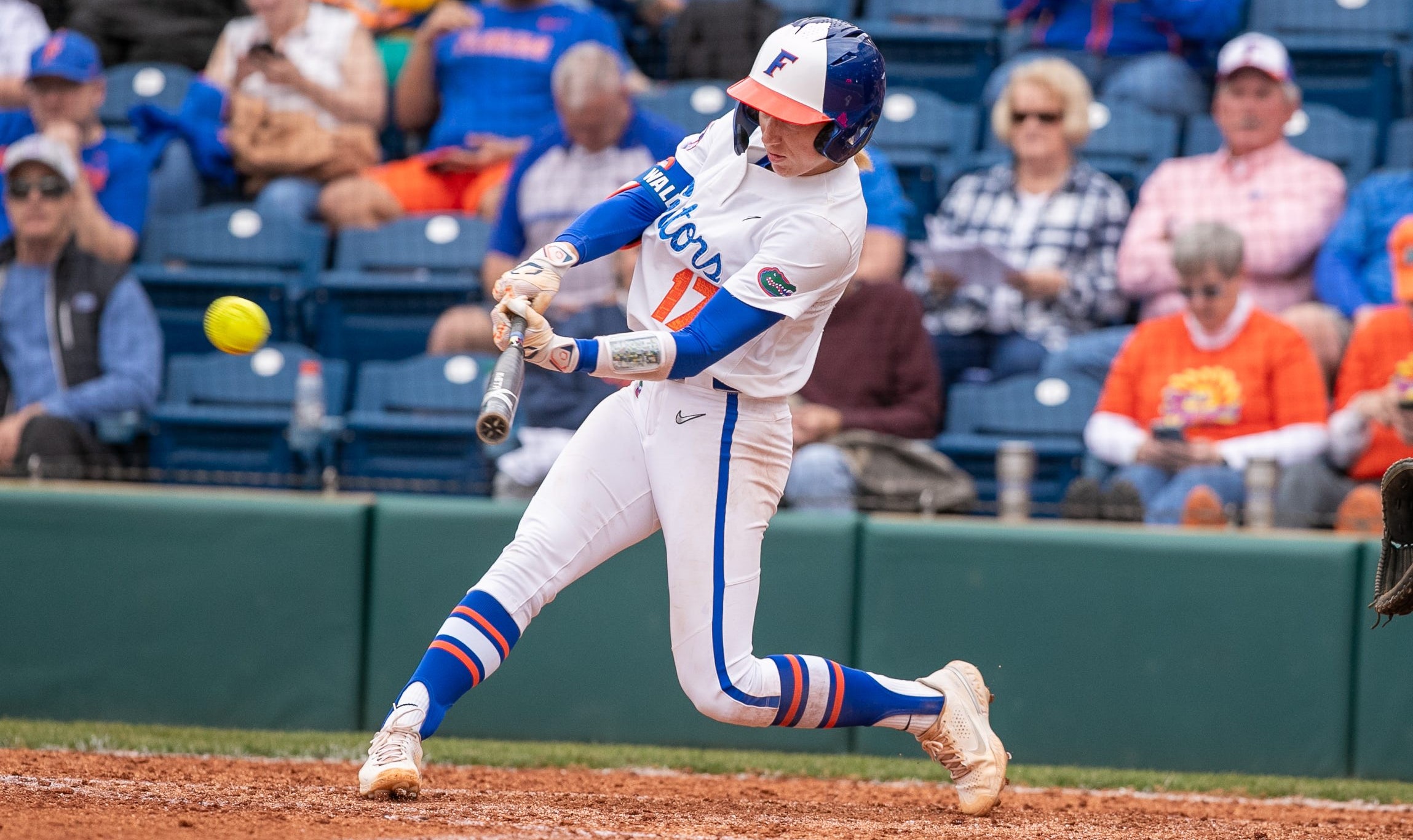 Gators Softball Rolls Past Hatters Secures 25th Run Rule Win Espn 981 Fm 850 Am Wruf 8873