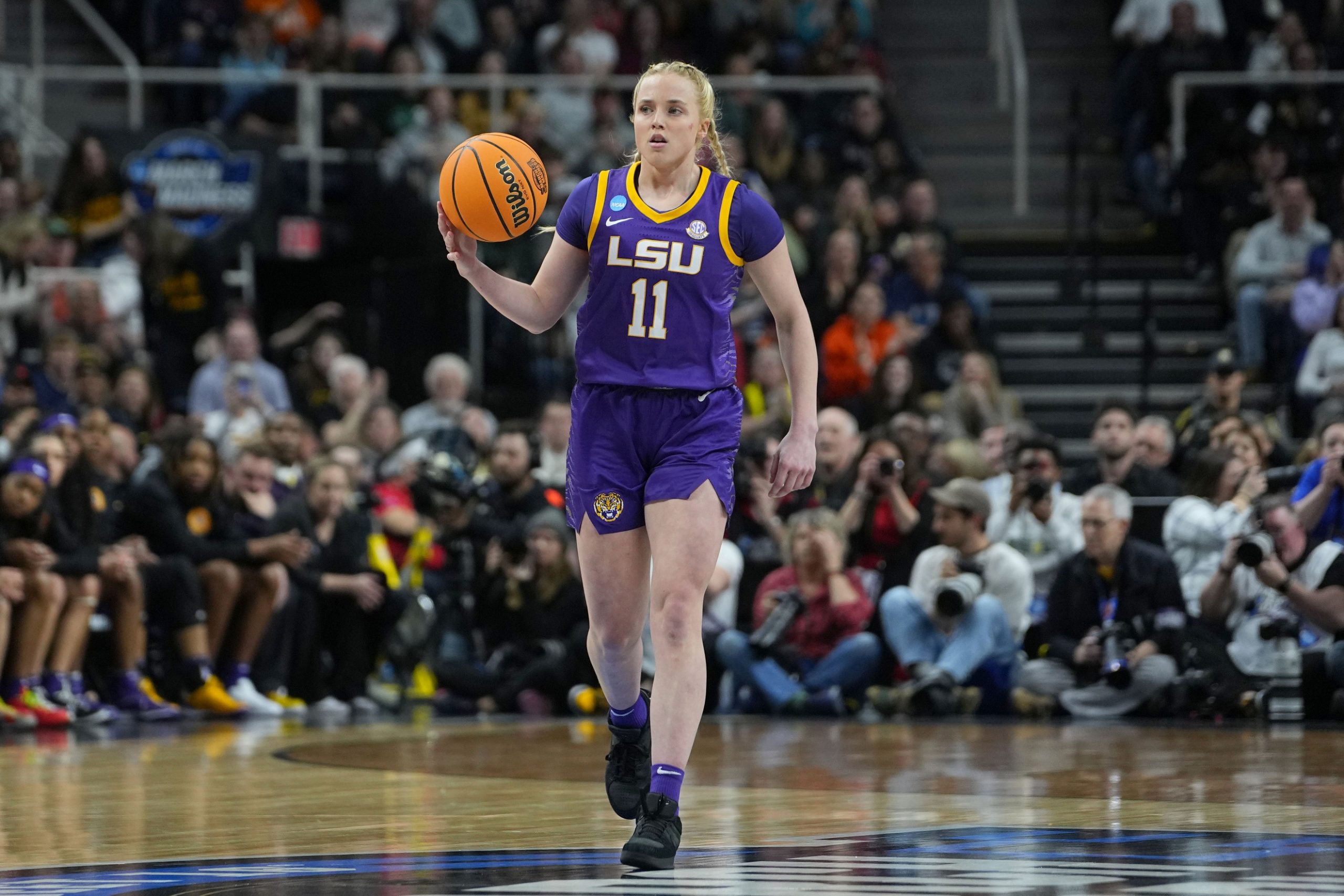 Hailey Van Lith Transferring To TCU After Short Period With LSU - ESPN ...