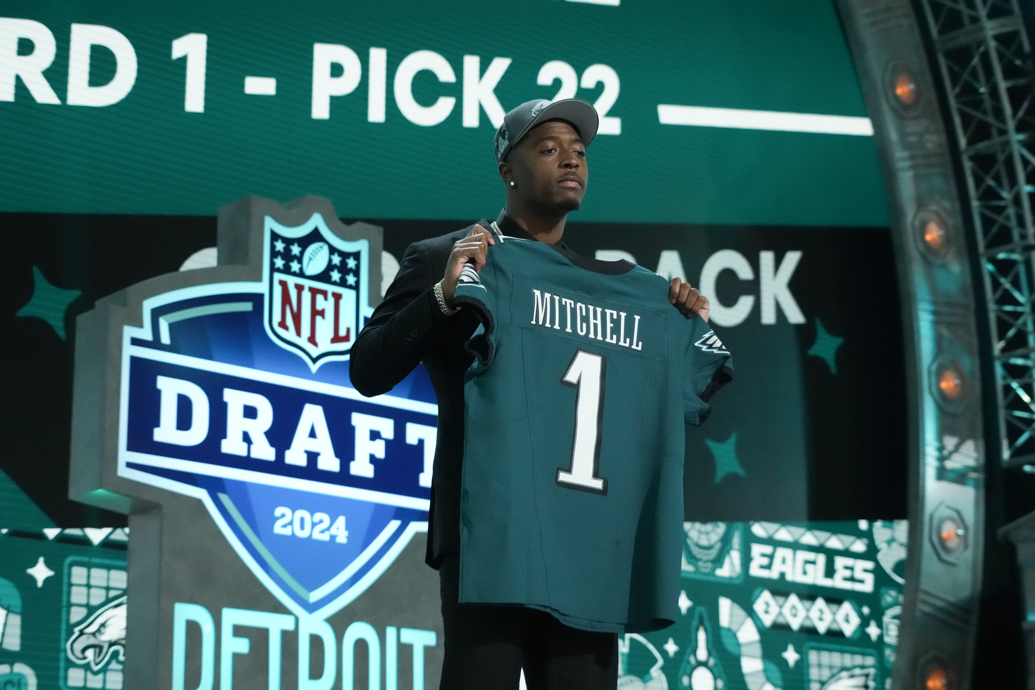 Former Williston Standout Quinyon Mitchell Drafted By Eagles - ESPN 98. ...