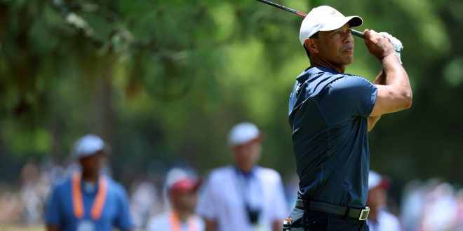 Tiger Woods missed the cut at the U.S. Open for only the fifth time in his career after shooting 73 on Friday.