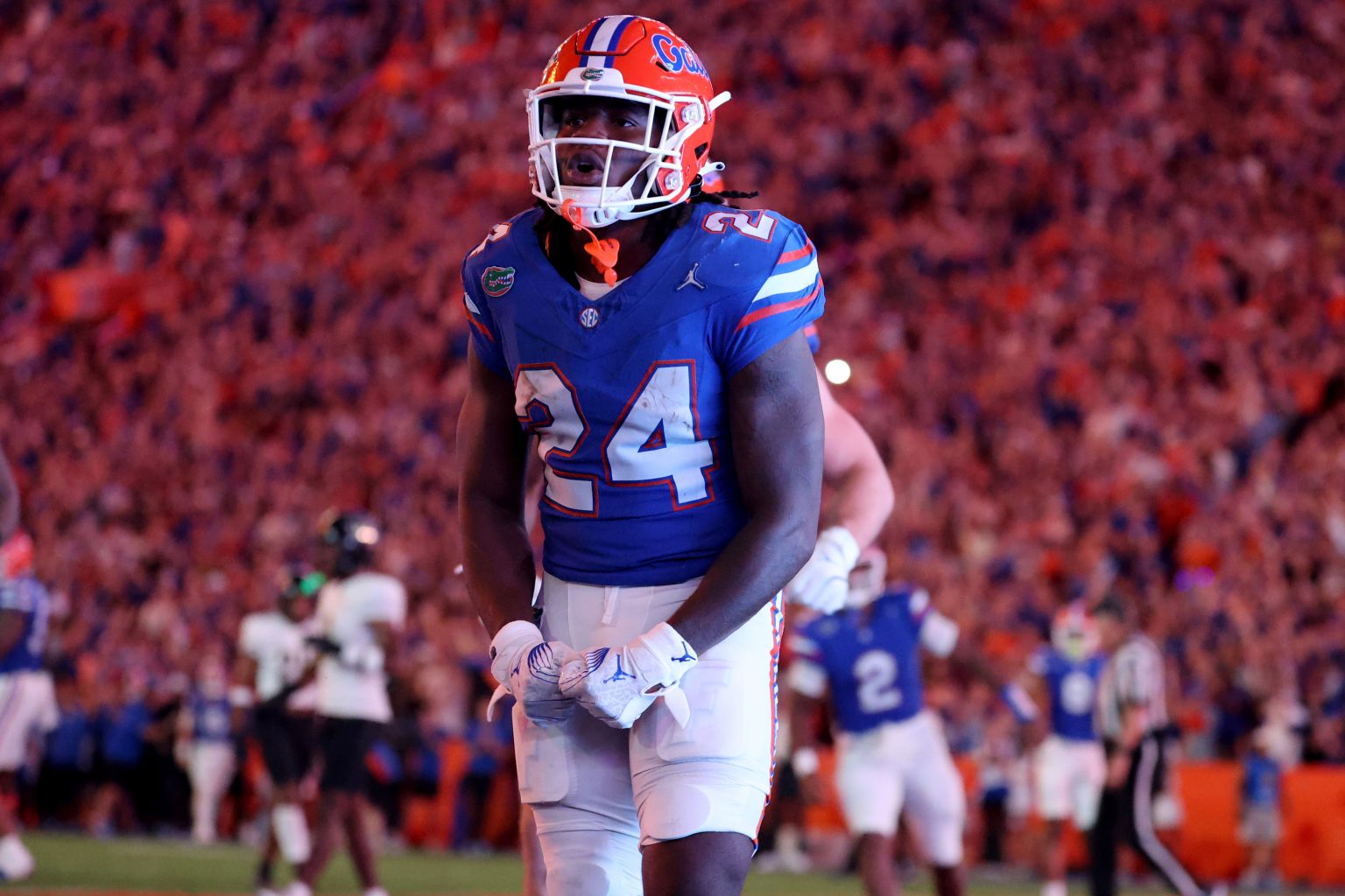 Florida Football Hangs On To Defeat UCF ESPN 98.1 FM 850 AM WRUF